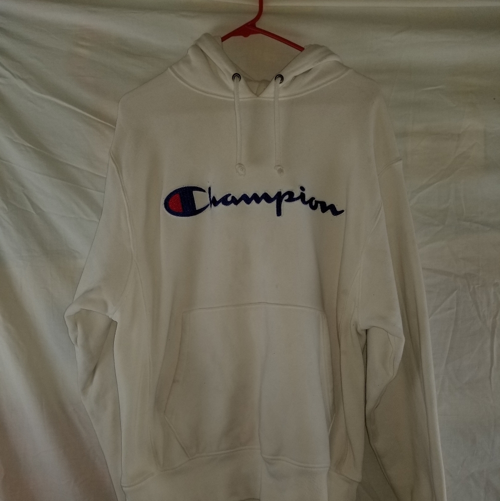 Champion reverse weave hoodie size Medium